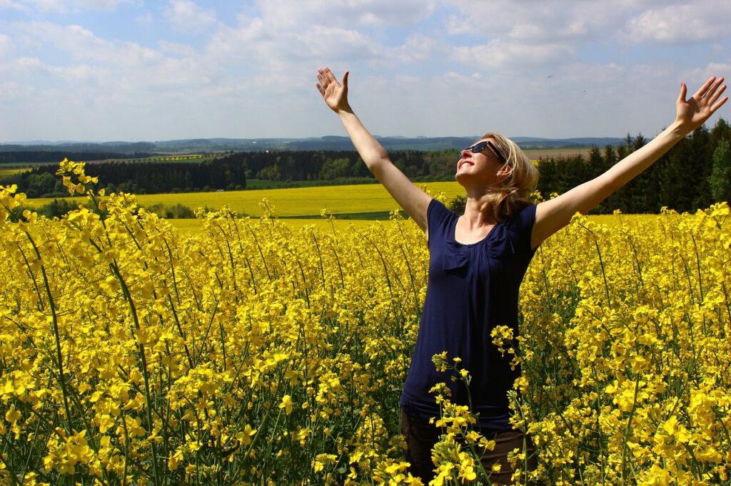 worshipping god, happy, grateful, thankful, blessed, gratitude, happiness, faith, jesus, christianity, grateful, grateful, grateful, grateful, thankful, thankful, blessed, blessed, jesus, jesus, jesus, jesus, jesus